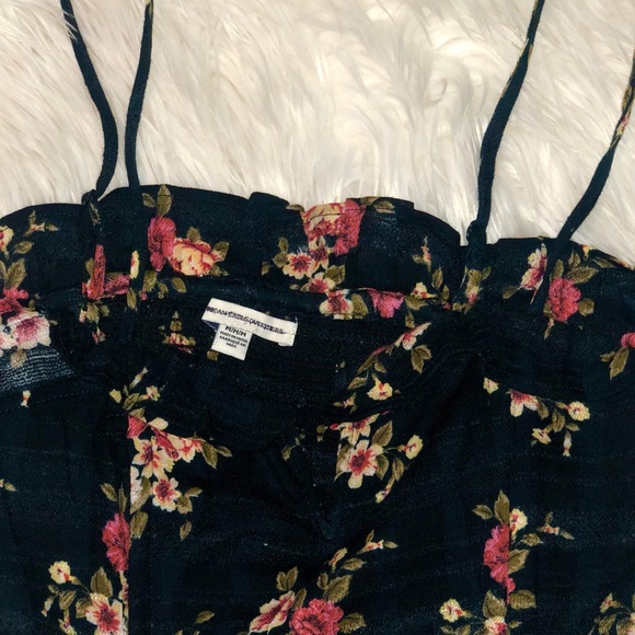 NWOT - American Eagle Floral Crop Top - Picture 3 of 3